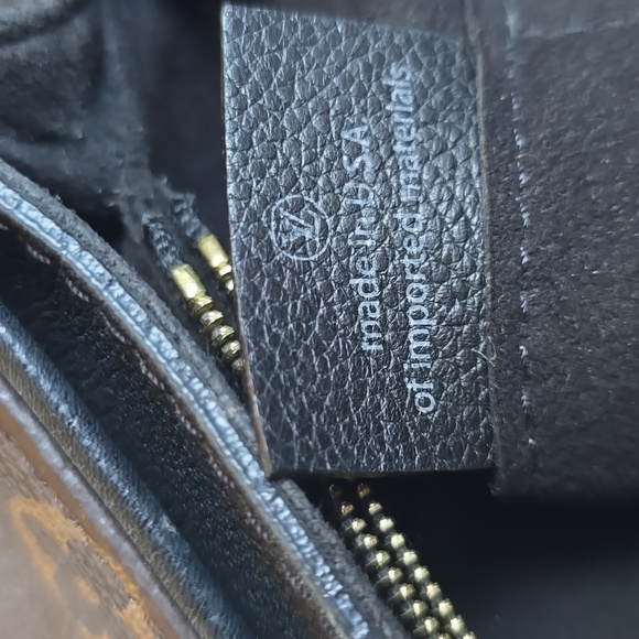 Louis Vuitton, Pallas Shoulder/Crossbody Chain Monogram Canvas Bag with Calfskin - Picture 14 of 16